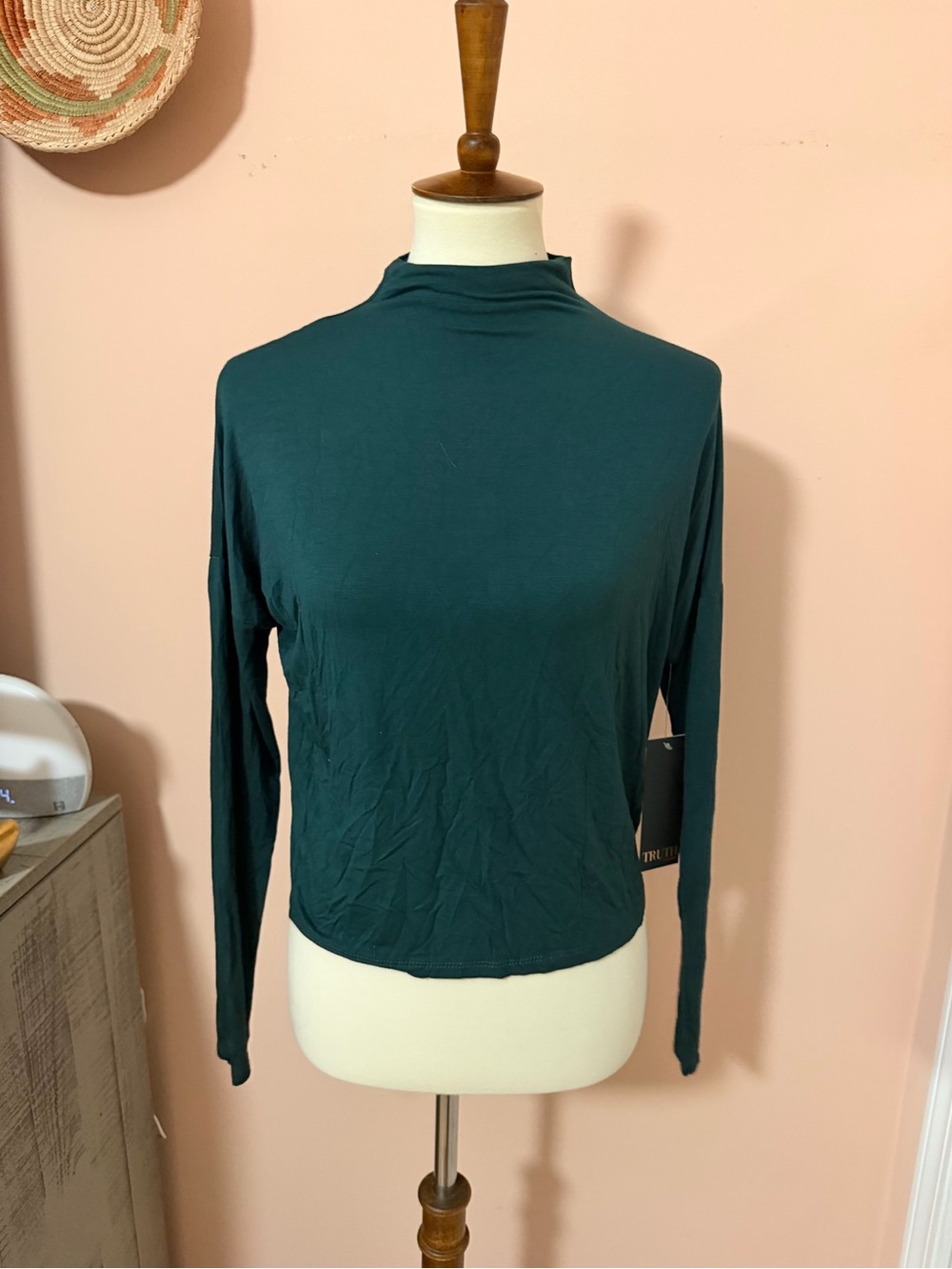NWT Truth by Republic Long Sleeve Mock Neck Top Sz XS/TP - Emerald Green